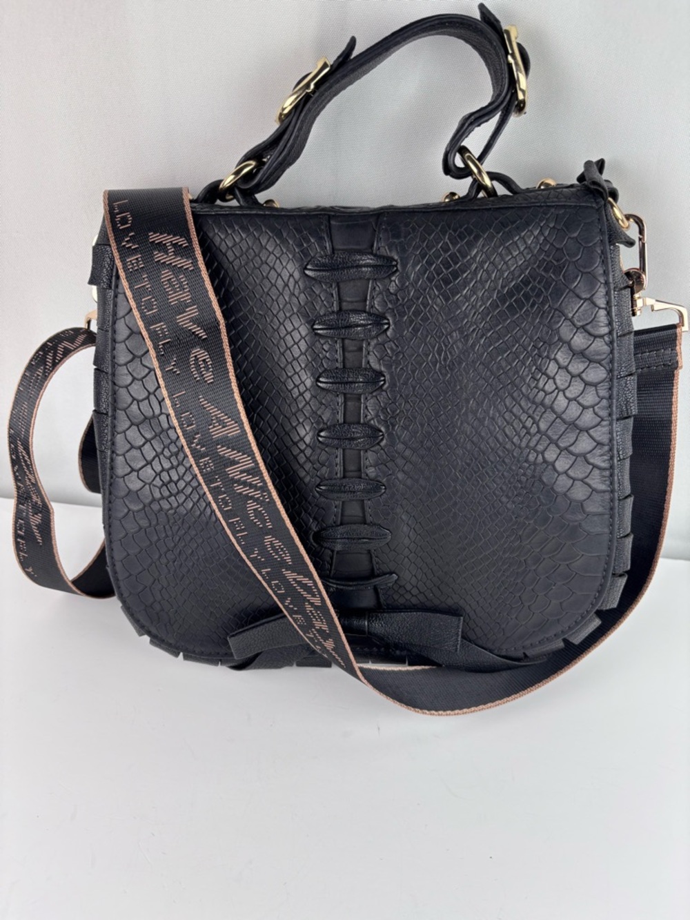 Vintage TREESJE Snake Embossed cow hide Leather Crossbody saddle Bag Bow details